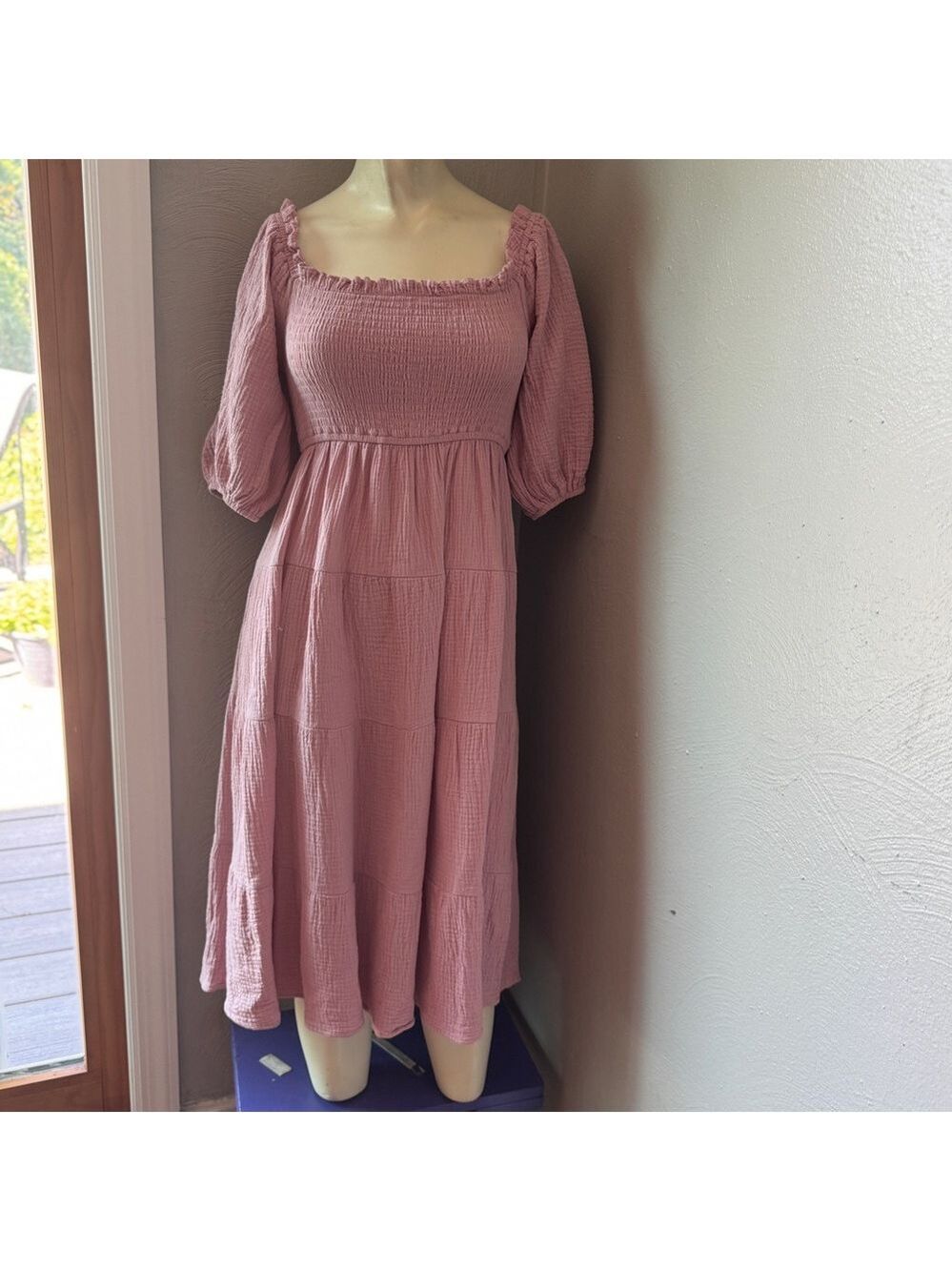 Pink boho dress size med puffy sleeves